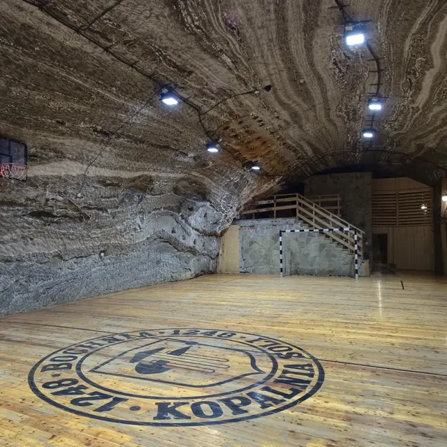 The Ważyn Chamber with its sports floor at the Bochnia Salt Mine